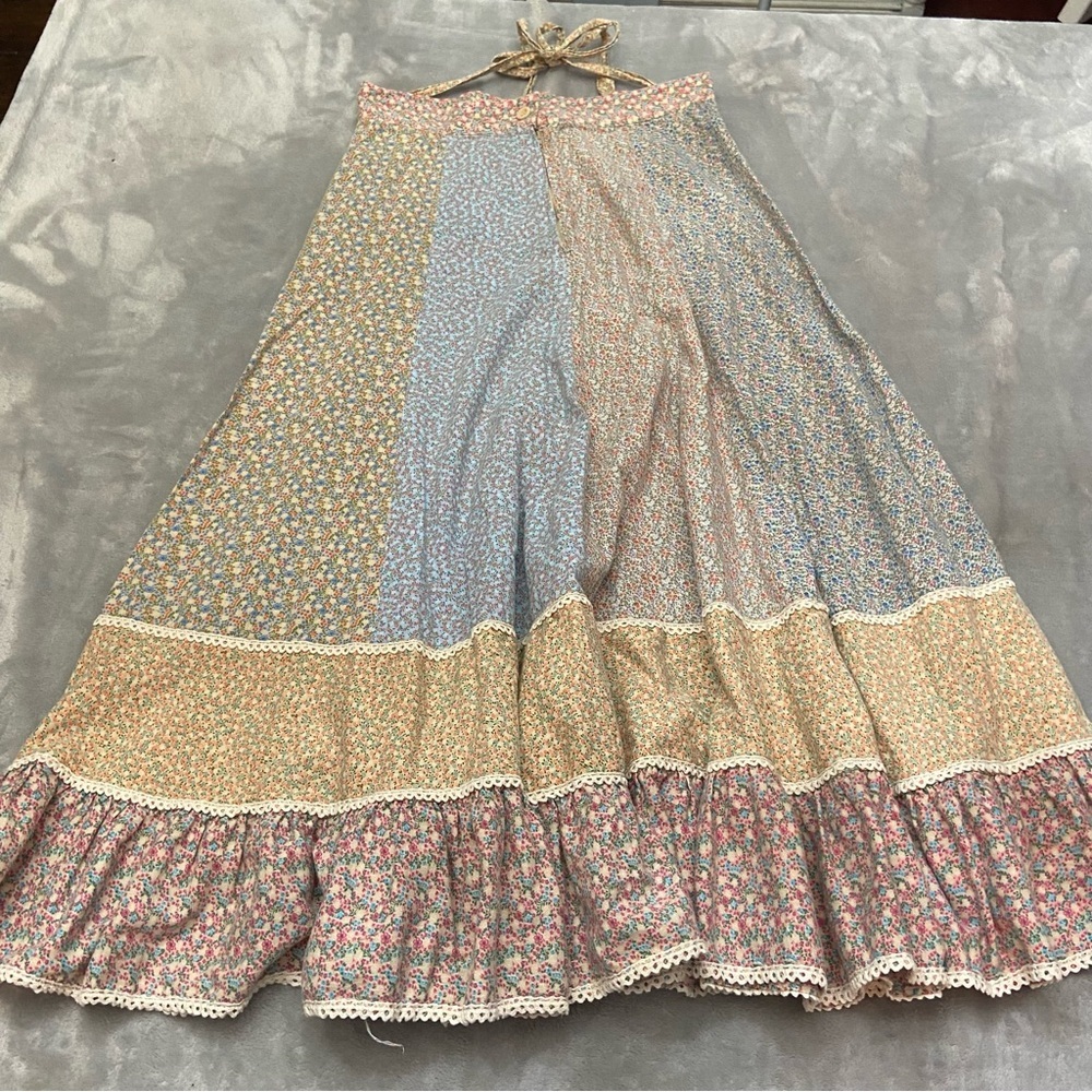 Vintage 1970’s tiered floral midi skirt cottagecore prairie 21759